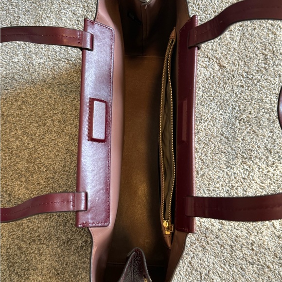 michael kors purse - Picture 5 of 7